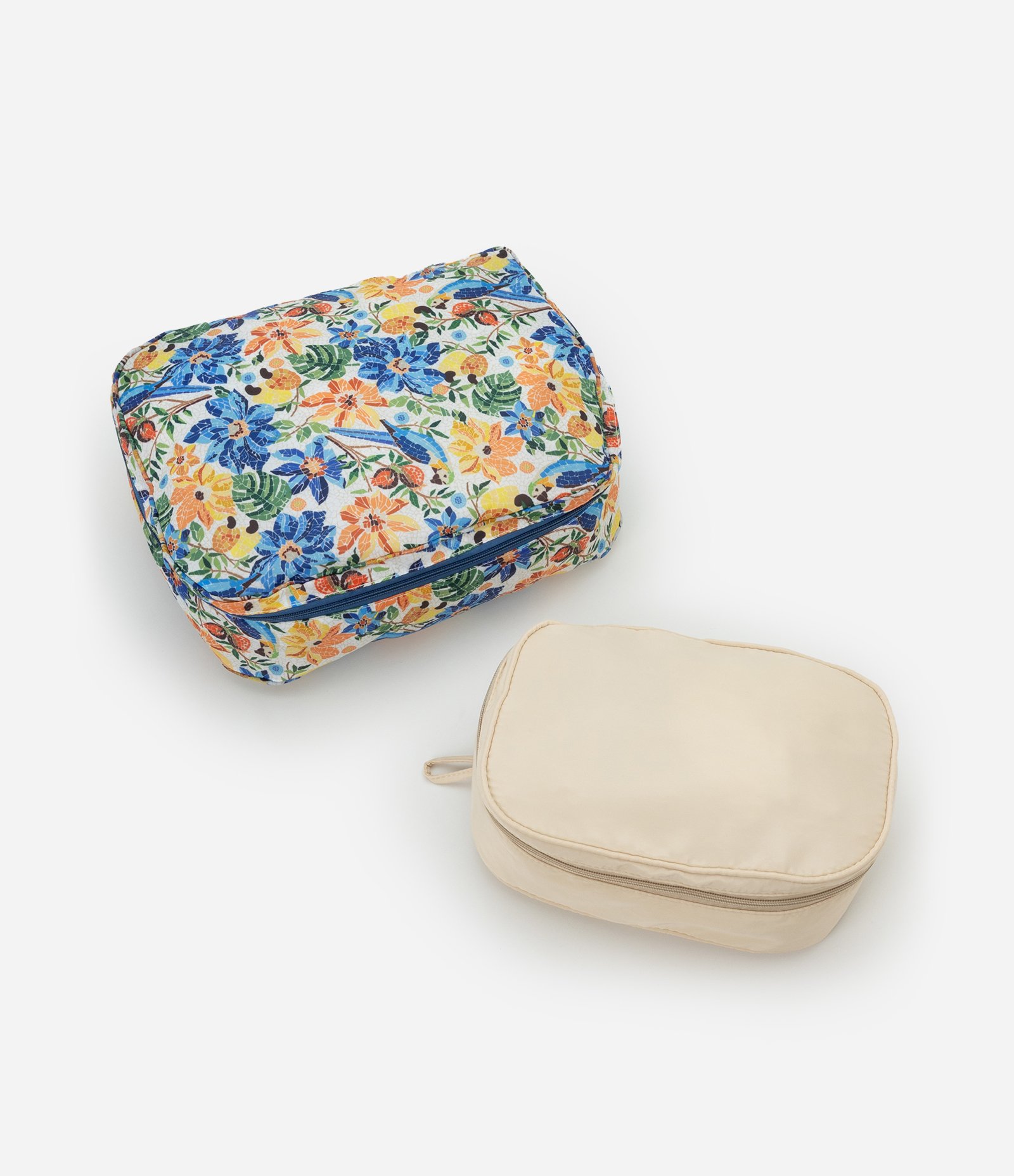 Kit 02 Nécessaires de Mala com Tamanhos e Estampa Diversas Multicores 8