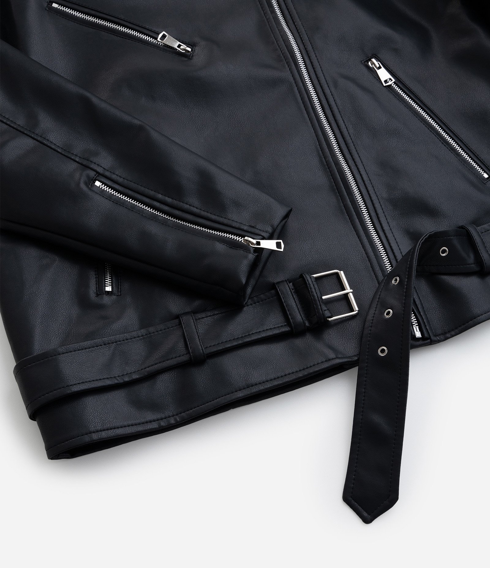 Jaqueta Oversized com Zíperes e Cinto Curve & Plus Size Preto 9