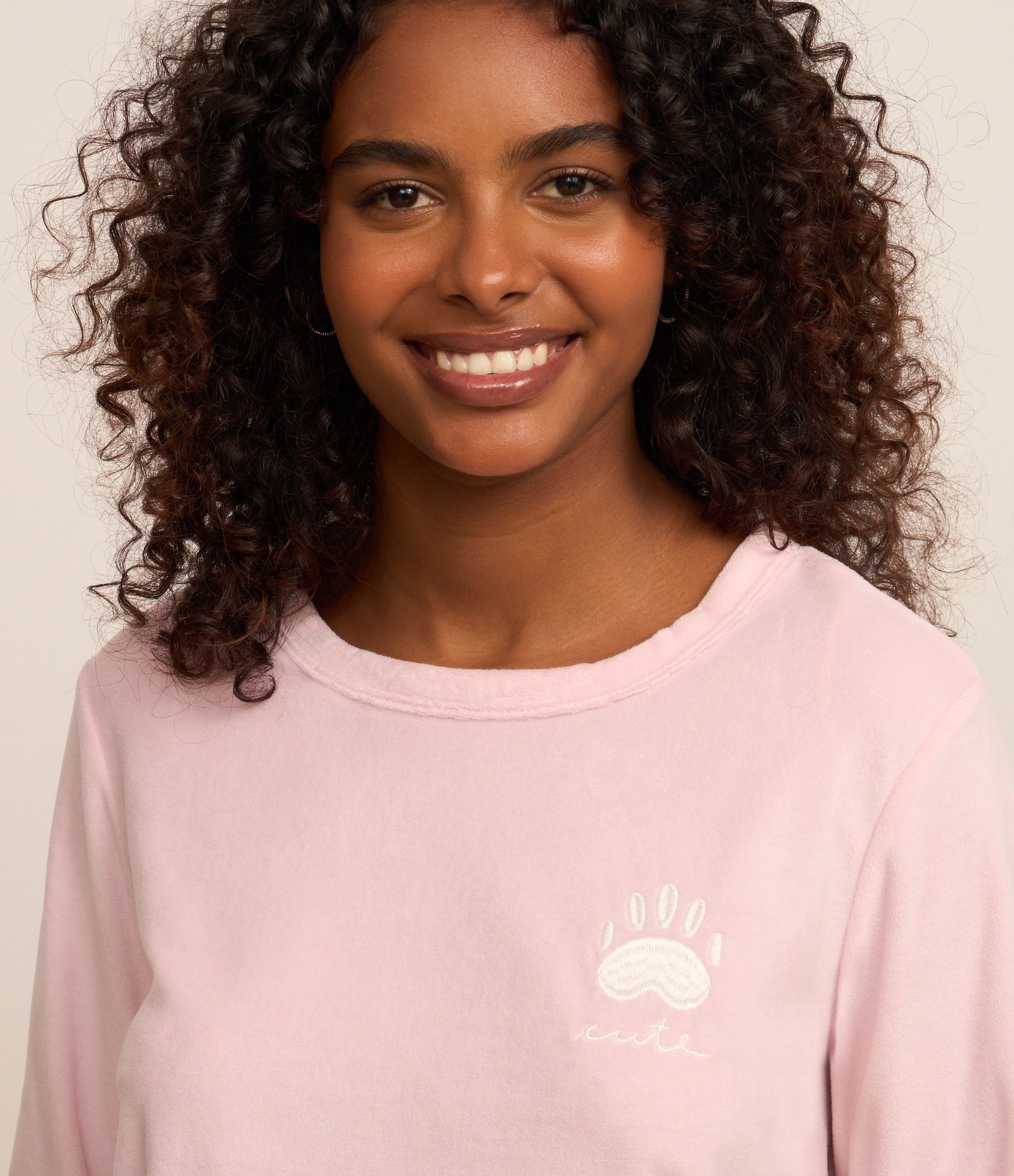 Pijama Longo em Plush com Estampa de Patinhas de Cachorro Rosa/Preto 2