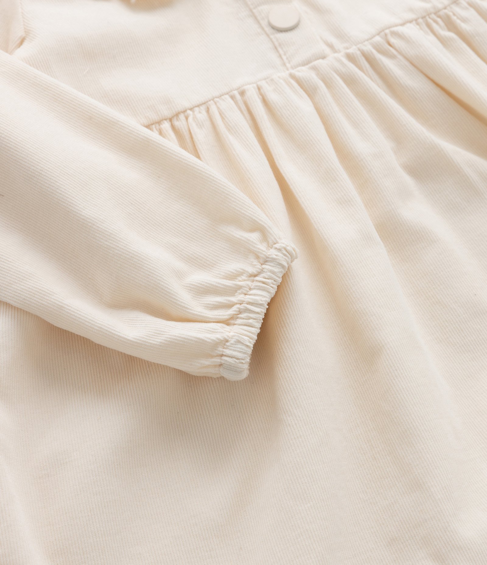 Vestido Infantil em Veludo com Gola Boneca - Tam 1 a 5 Anos Bege 4