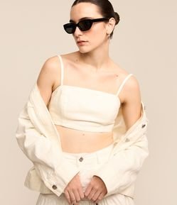 Blusa Cropped Jeans com Recortes e Alças Finas