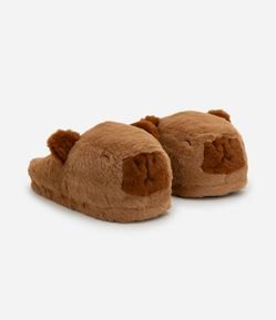 Pantufa Fechada Quentinha em Formato de Capivara