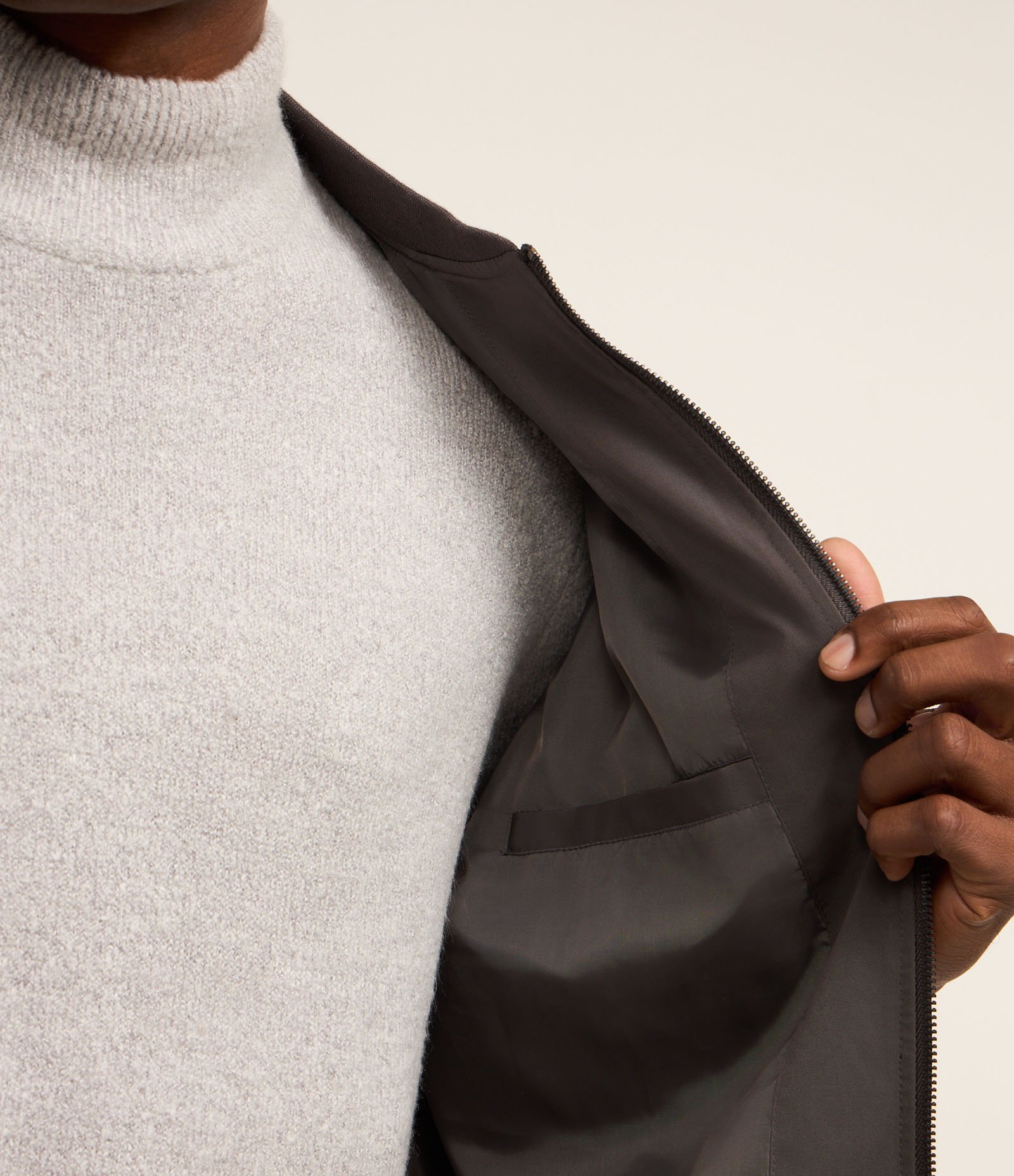 Jaqueta Bomber em Alfaiataria Cinza 4