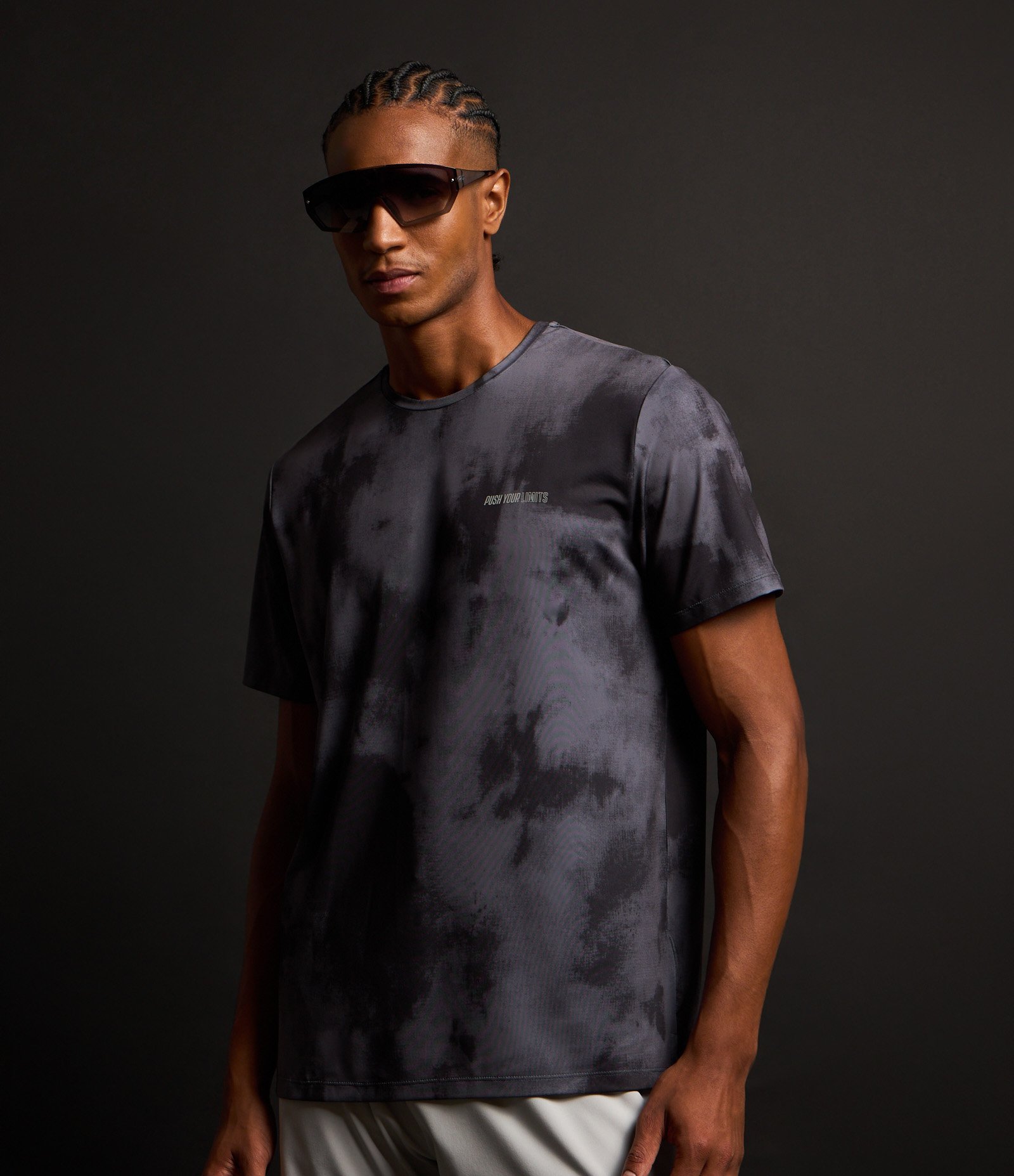 Camiseta T-shirt Esportiva em Tecnologia Dry com Estampa Manchada Preto 5