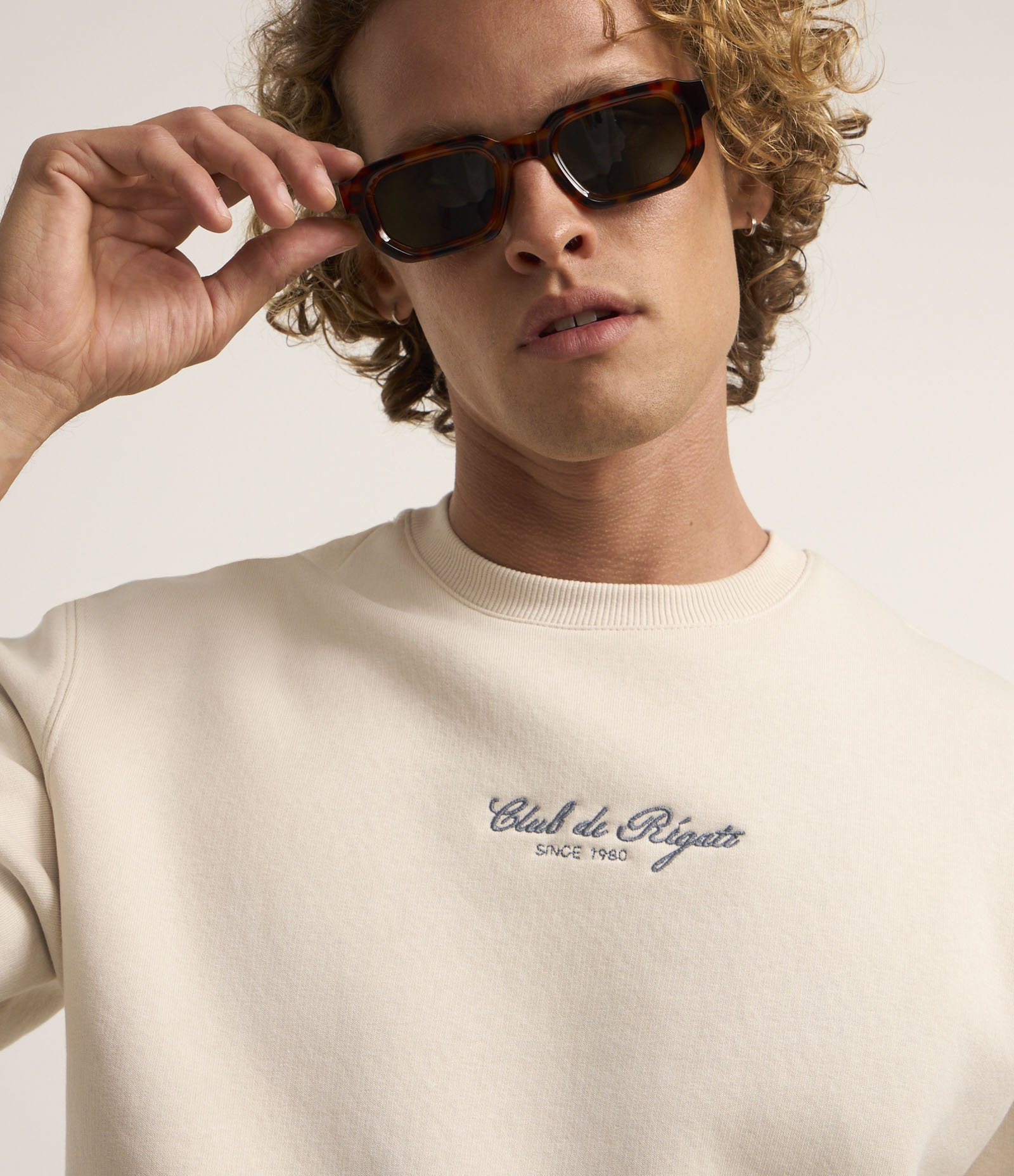 Blusão em Algodão com Estampa Bordada Lettering Cinza 3