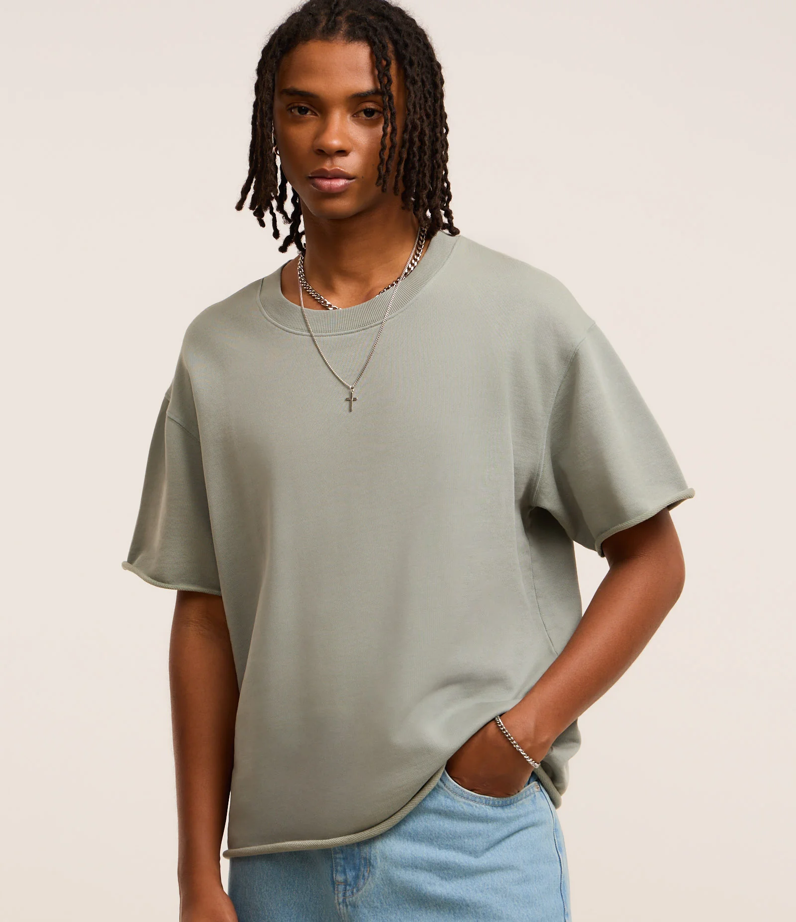 Camiseta Boxy em Moletinho com Barra Cortada a Fio Verde 1