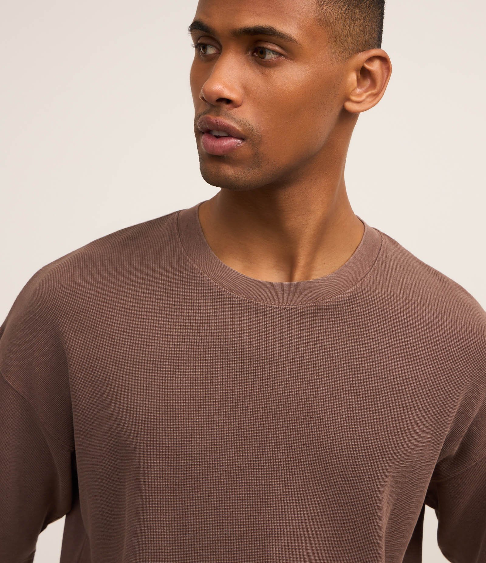 Camiseta Boxy com Algodão eTextura Waffle Marrom 3