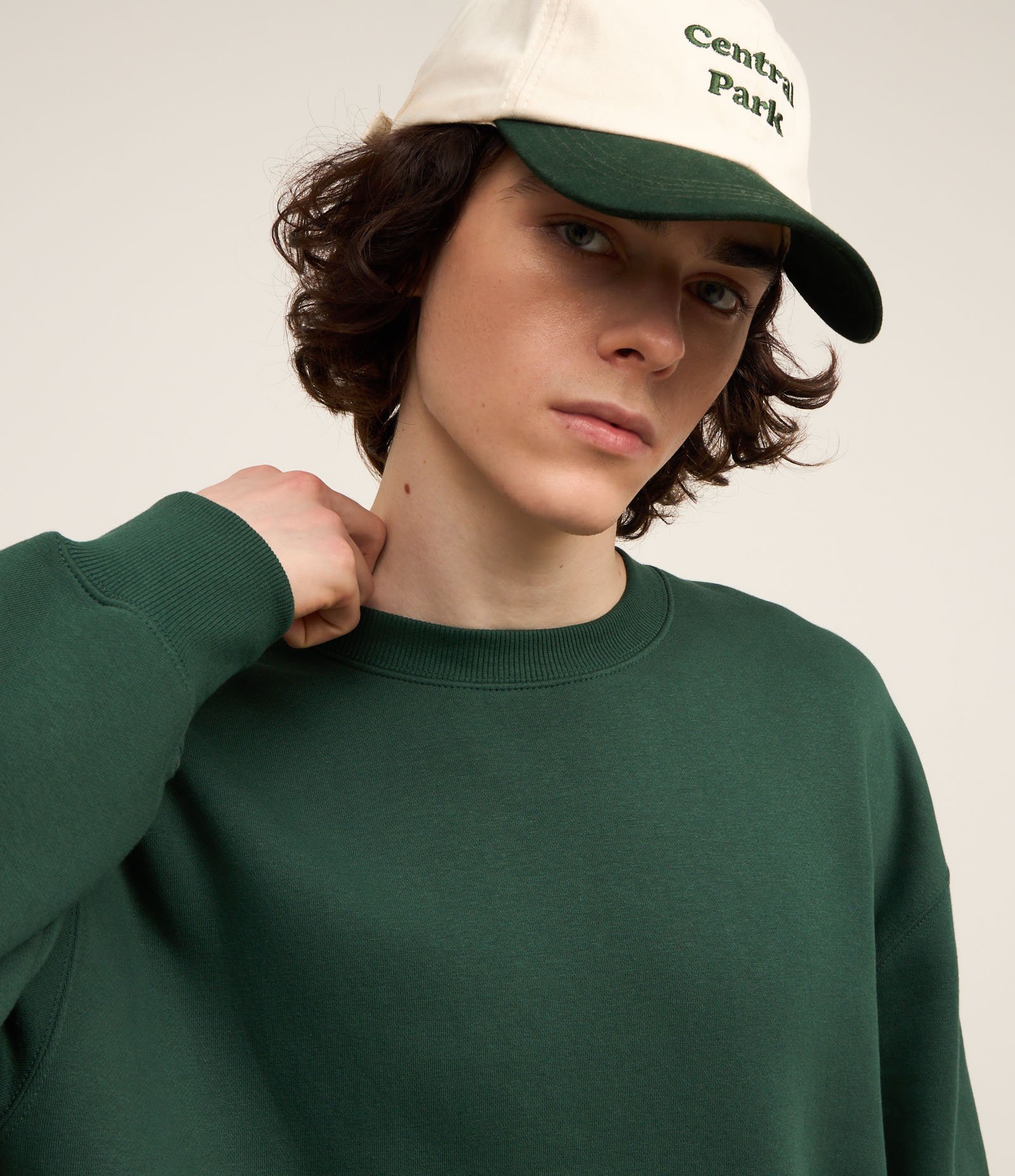 Casaco Relaxed Básico em Moletom Verde 4