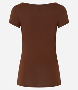 Blusa Alongada em Viscose com Decote Canoa