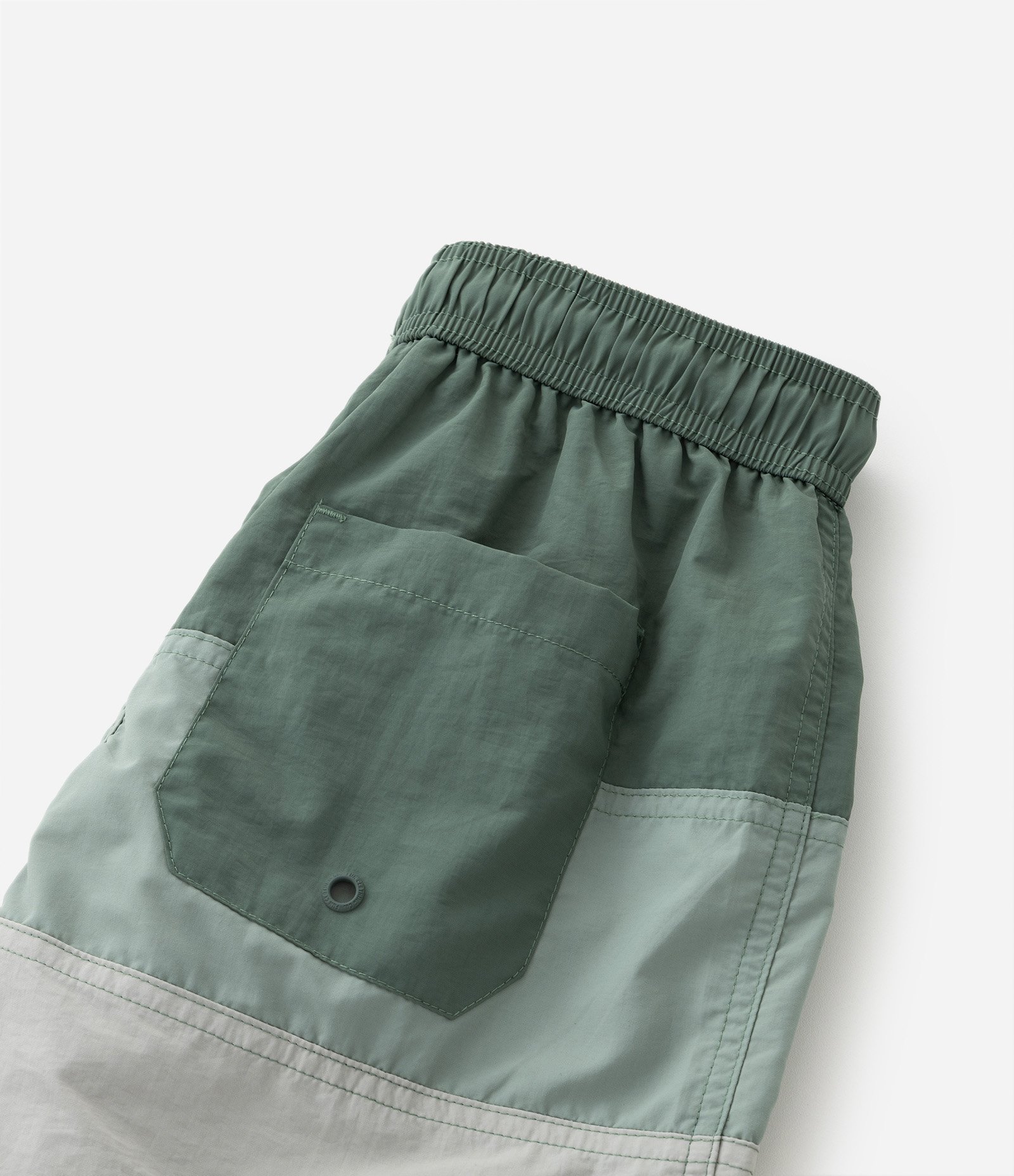 Bermuda Infantil com Estampa Bloco de Cor - Tam 5 a 14 Anos Verde 4