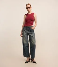 Calça Baggy Jeans com Corrente na Lateral