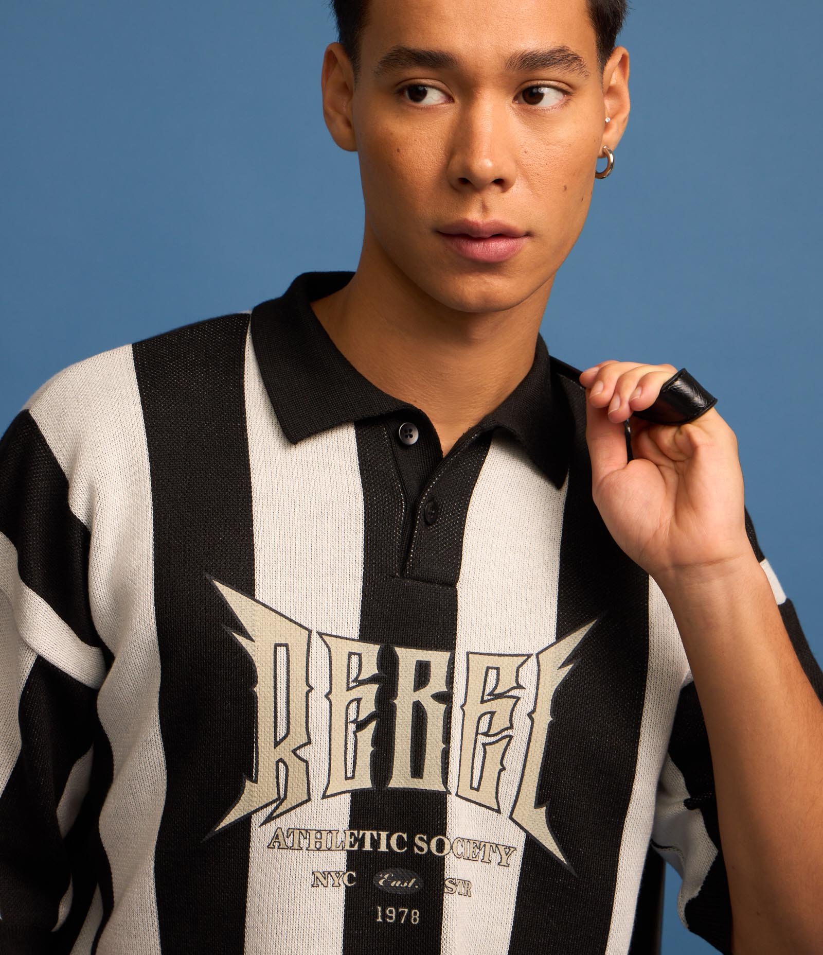 Camisa Polo Boxy Sportcore em Tricô com Listras Preto e Branco 3