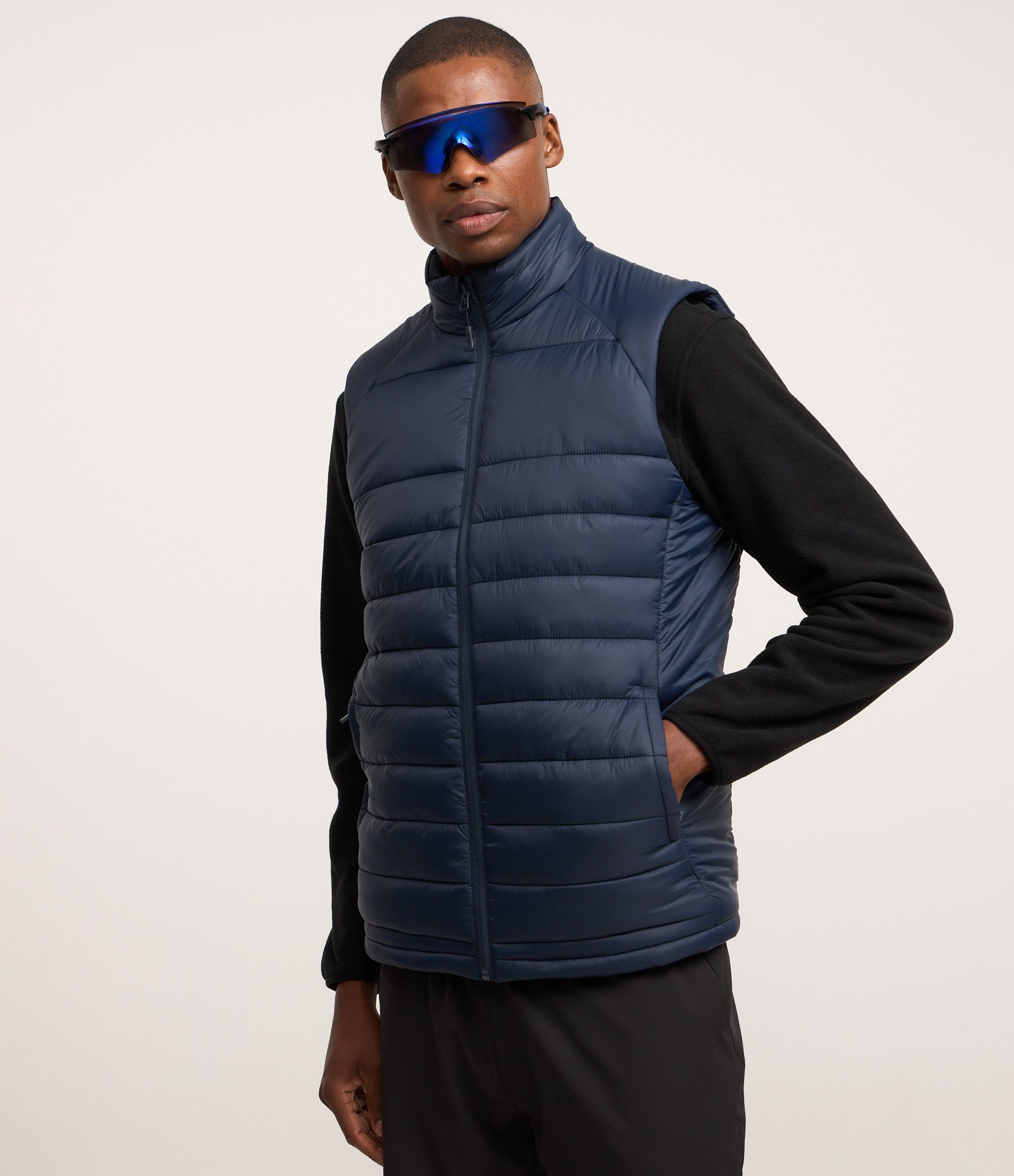 Colete Puffer Esportivo com Gola Alta e Gomos Azul Marinho 1