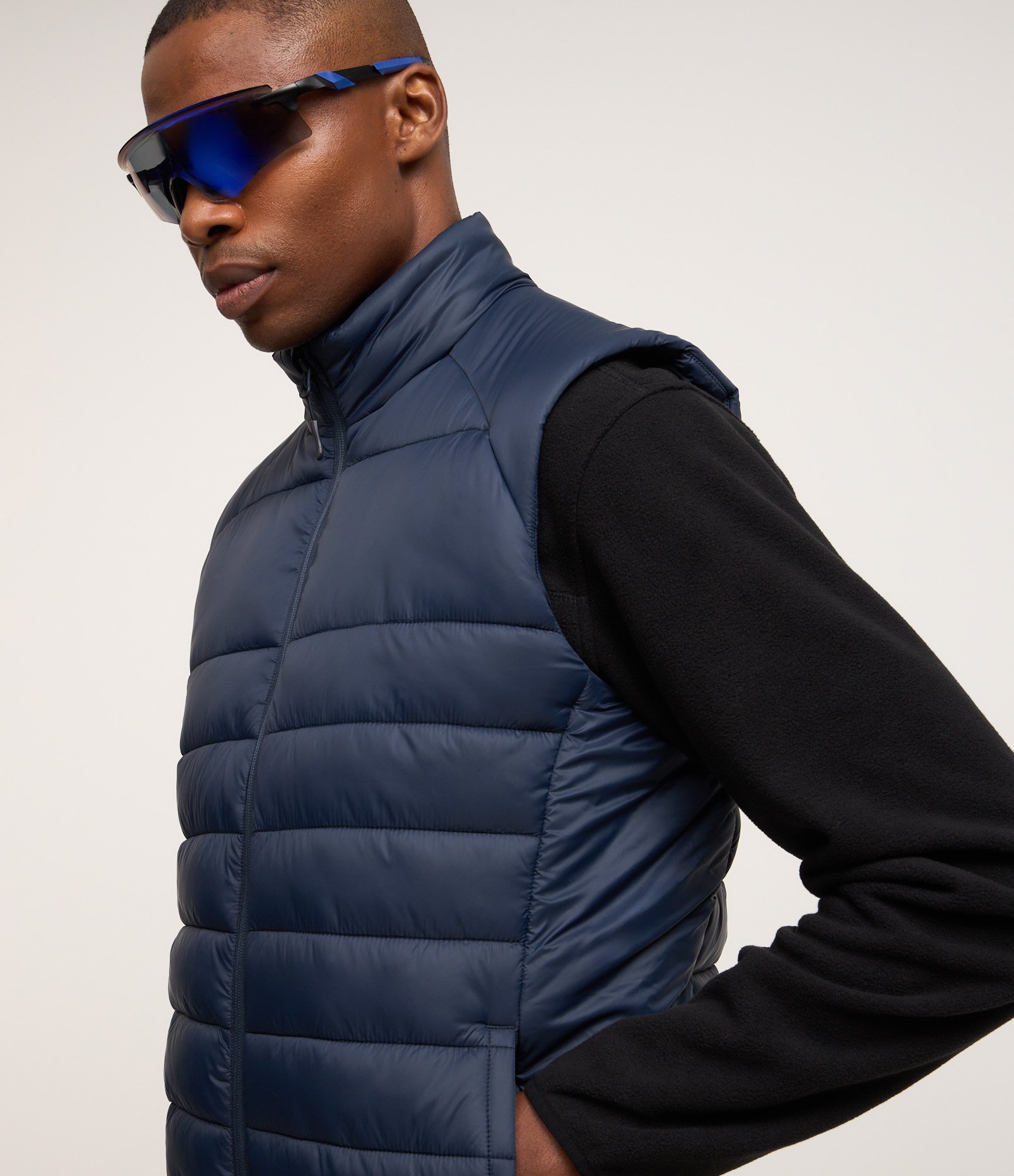 Colete Puffer Esportivo com Gola Alta e Gomos Azul Marinho 3