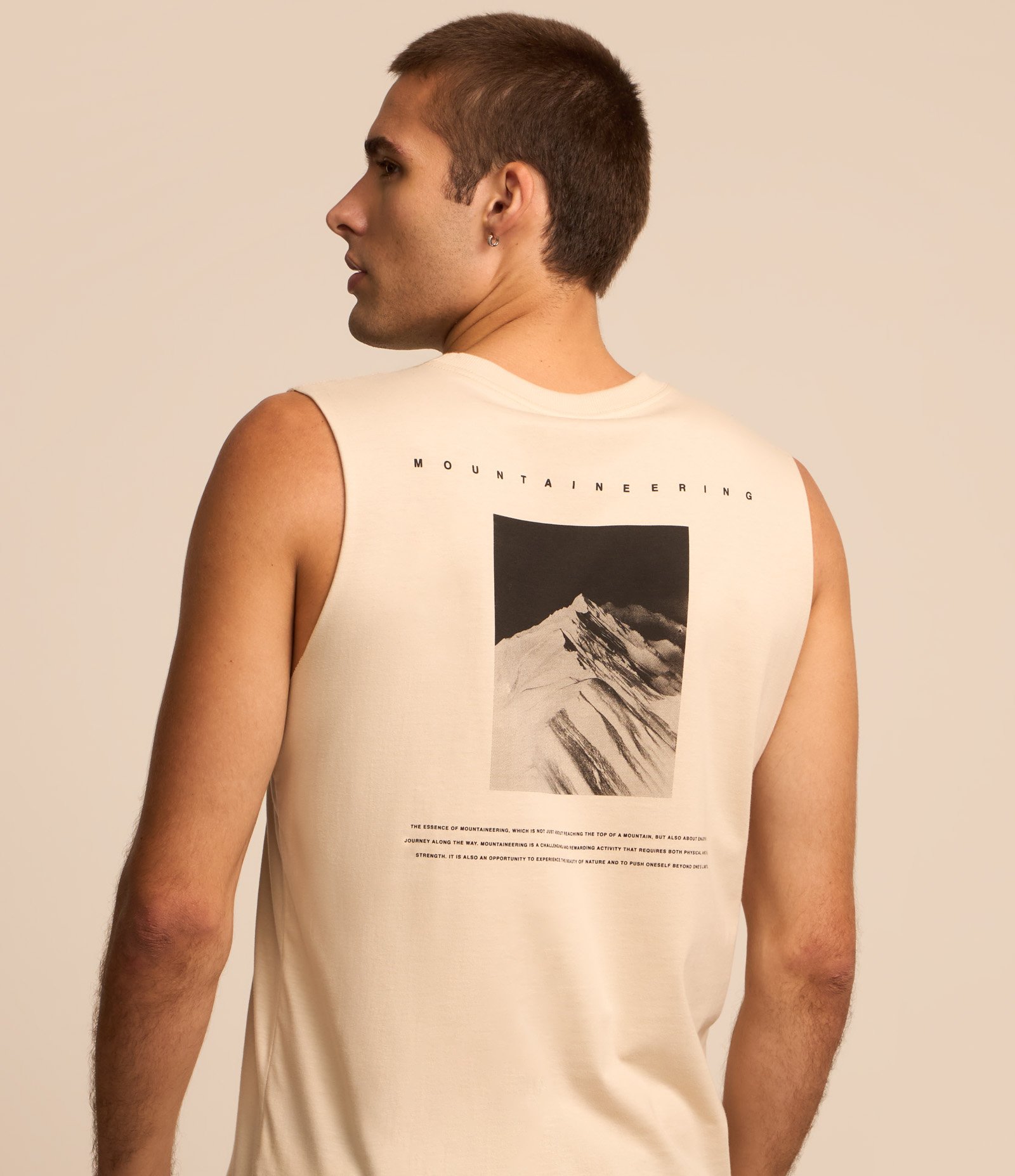 Regata Comfort em Algodão com Estampa Photoprint de Montanha Bege 3