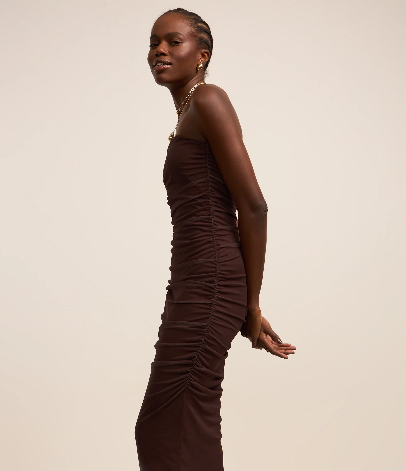 Vestido New Midi em Tule Forrado e Drapeado Marrom 2