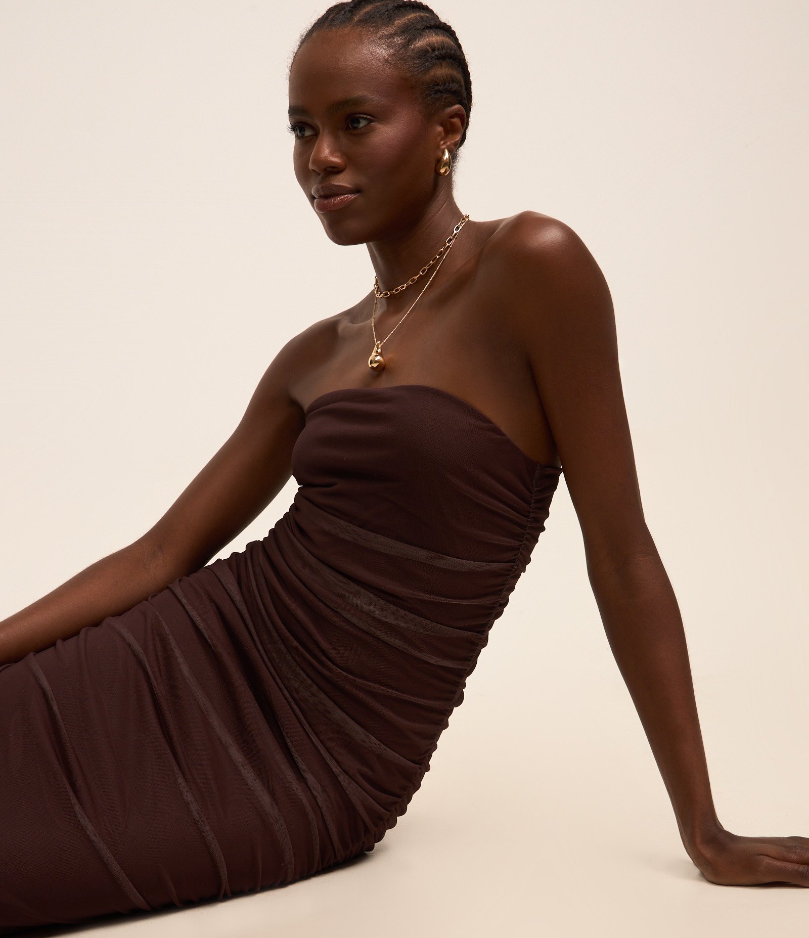 Vestido New Midi em Tule Forrado e Drapeado Marrom 3