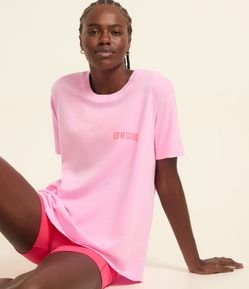 Camiseta Oversized Esportiva Estampa Gym Girl