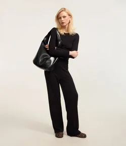 Calça Reta Texturizada com cós Fixo e Malha Quentinha