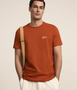 Camiseta em Algodão com Estampa Floral