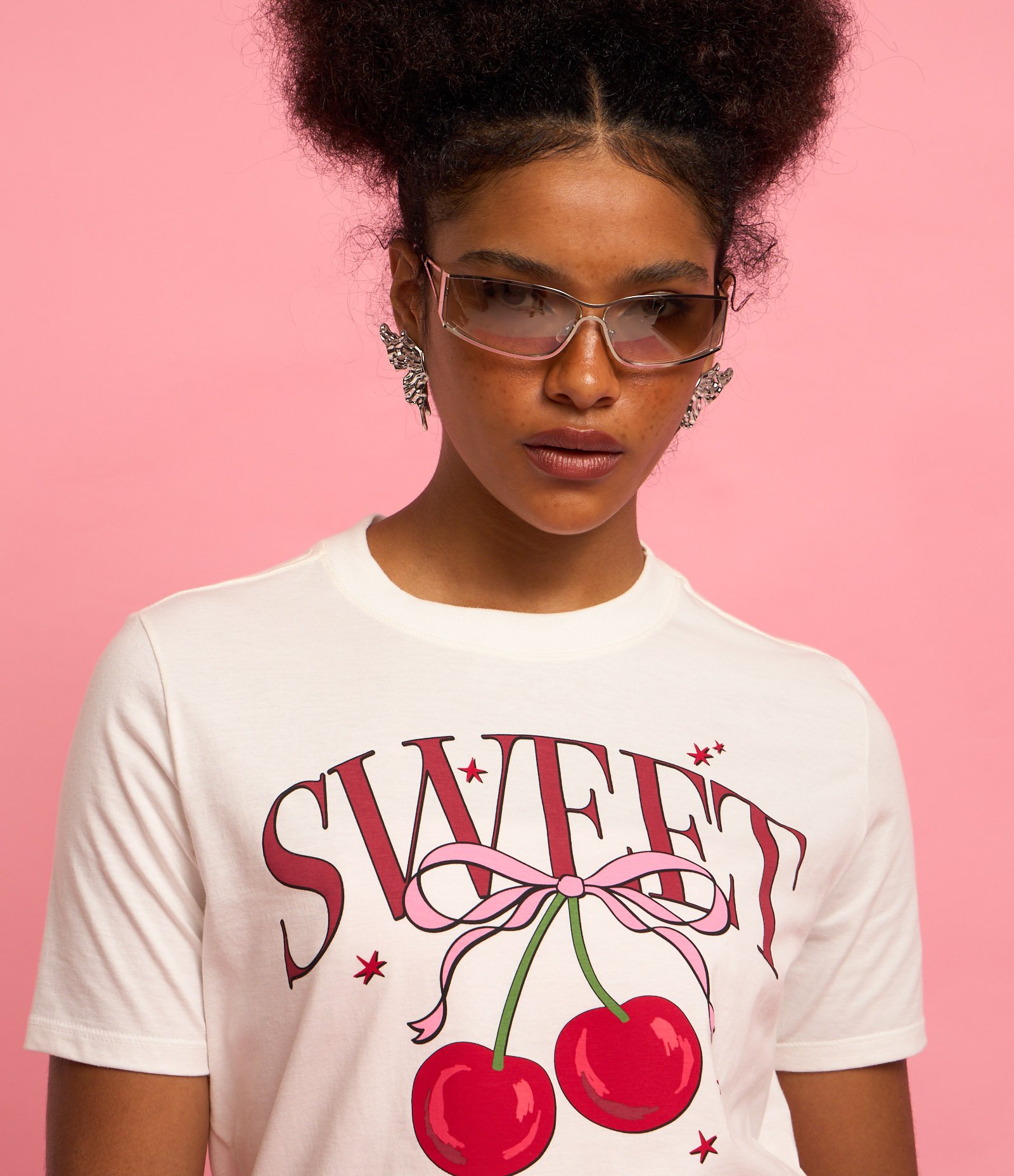 Camiseta Alongada em Algodão com Estampa Cereja Sweet Branco 4