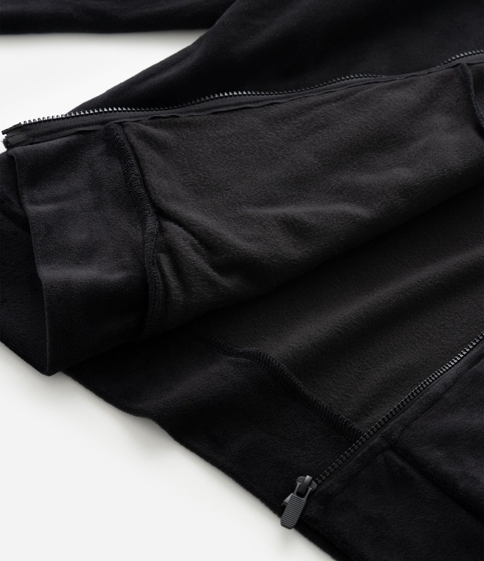 Jaqueta Esportiva em Plush Com Gola Alta Curve & Plus Size Preto 9