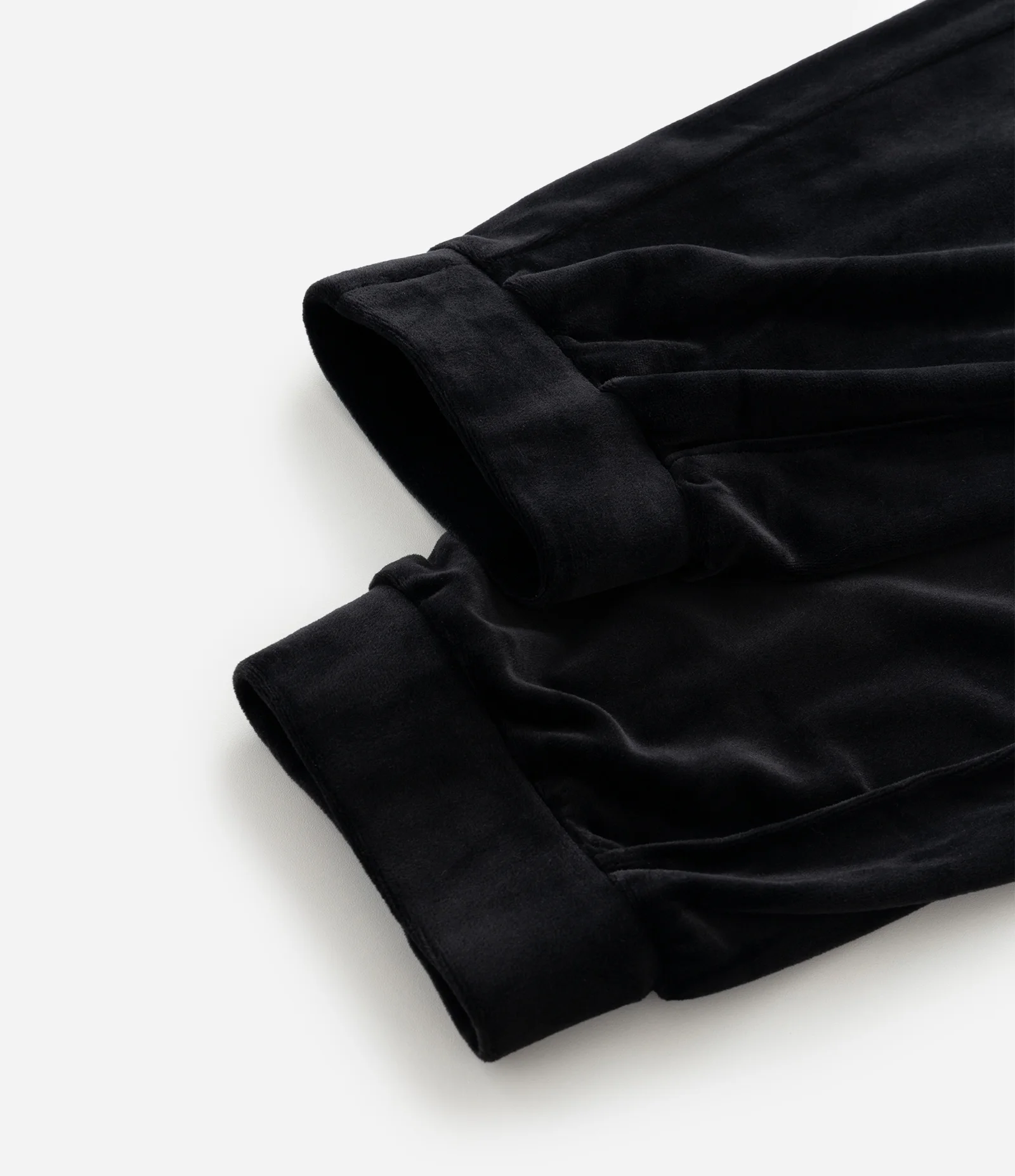 Calça Jogger Esportiva em Plush Curve e Plus Size Preto 4