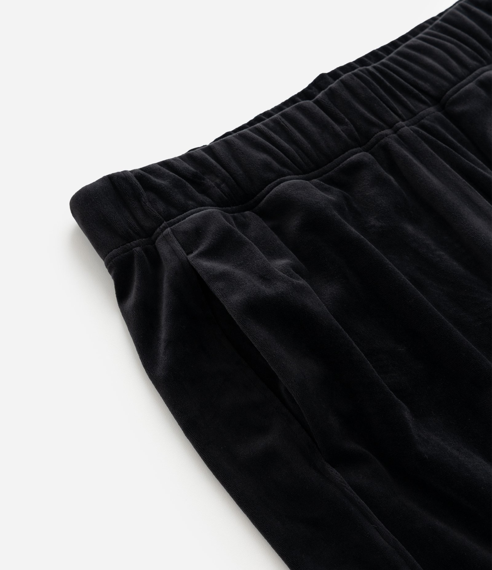 Calça Jogger Esportiva em Plush Curve e Plus Size Preto 5