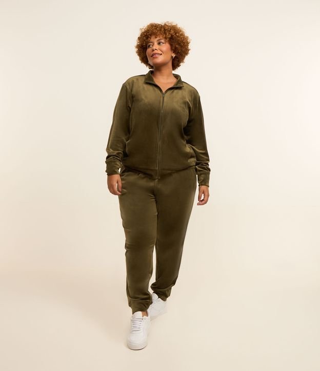 Calça Jogger Esportiva em Plush Curve e Plus Size