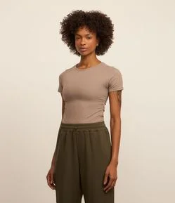 Camiseta Esportiva em Microfibra com Franzidos