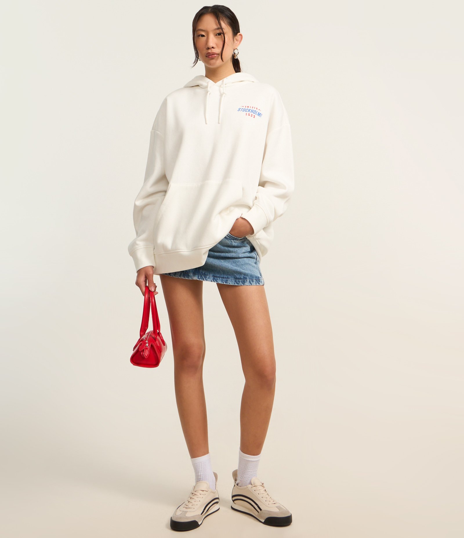 Moletom Overtop com Forro Fleece e Bordado Atoalhado Branco 2
