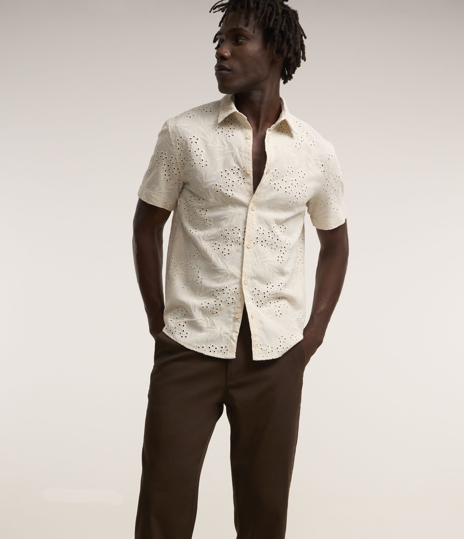 Calça Slim em Sarja com Elastano Marrom 4