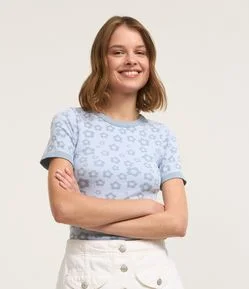 Blusa em Jacquard Seamless com Florzinhas