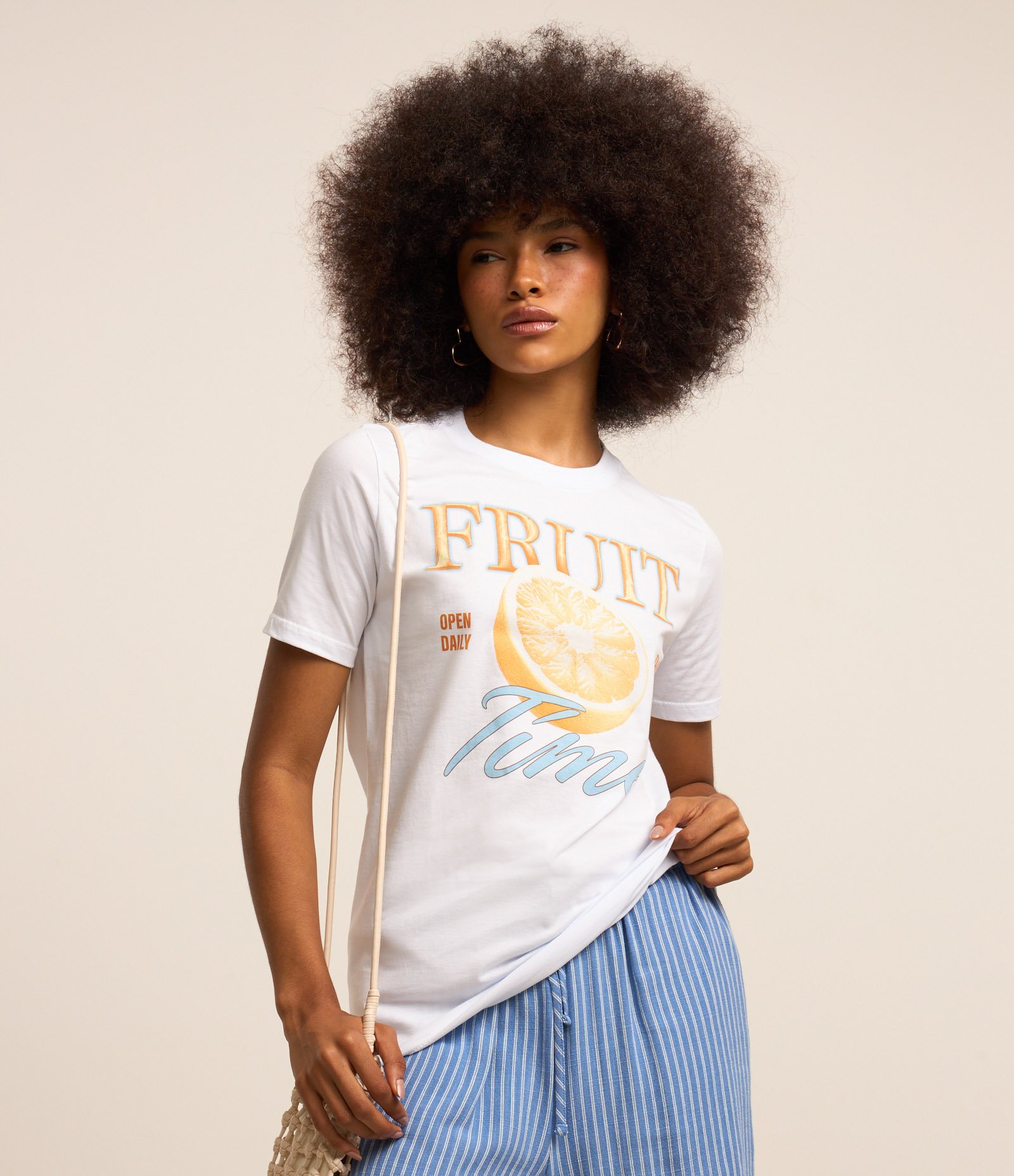 Camiseta T-shirt em Algodão com Estampa Fruit Time Branco 1