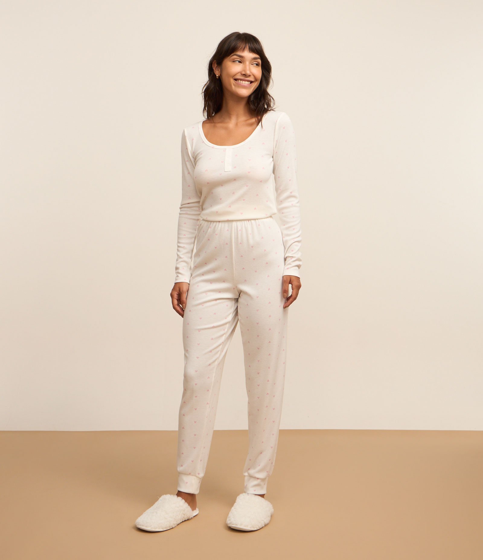 Pijama Longo em Ribana Estampa Coração Branco 1