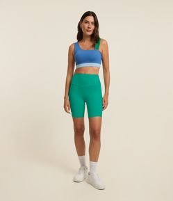 Bermuda Esportiva em Poliamida com Cós Largo