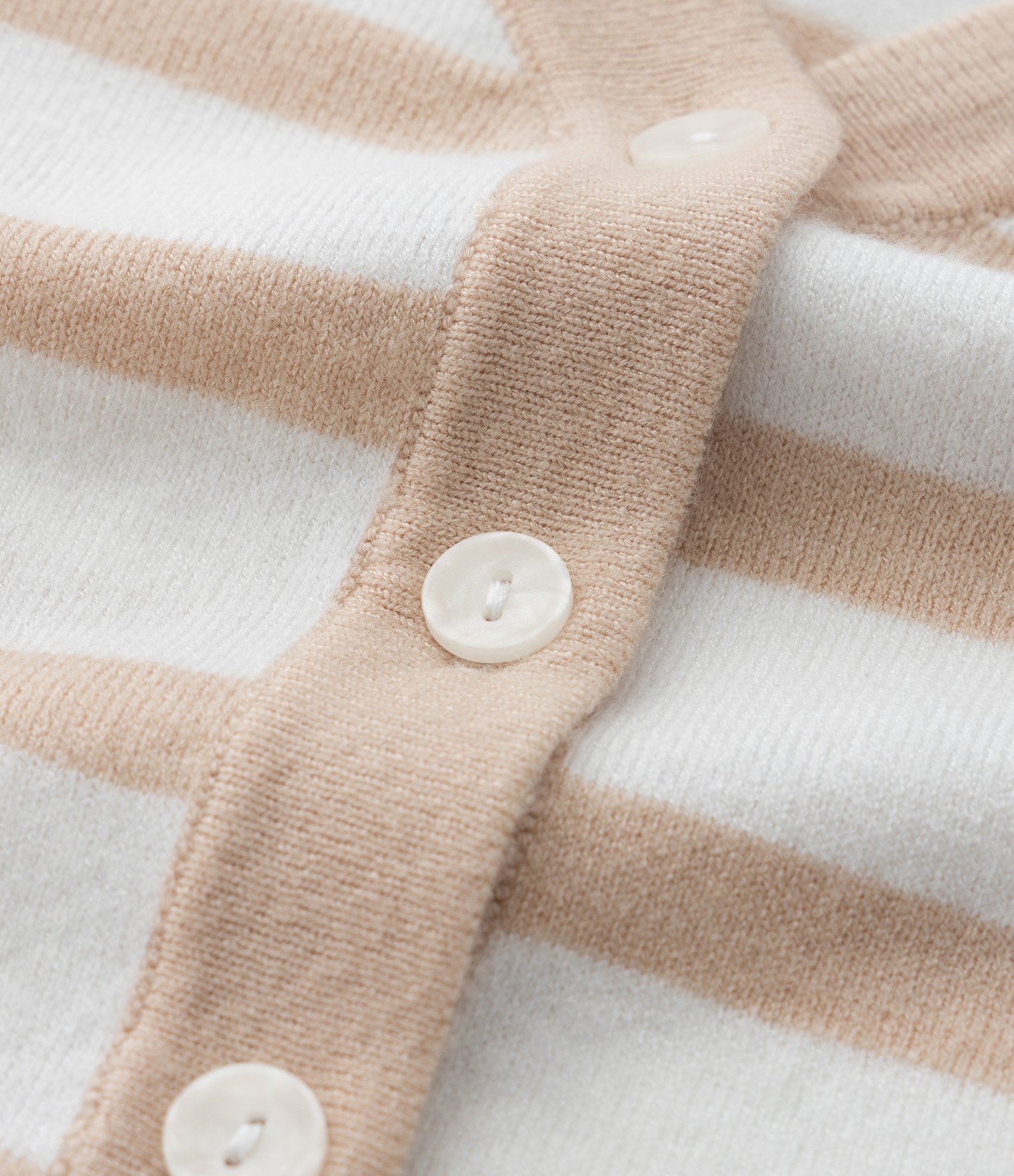 Cardigan em Tricô Leve Listrado Curve & Plus Size Bege/Branco 6