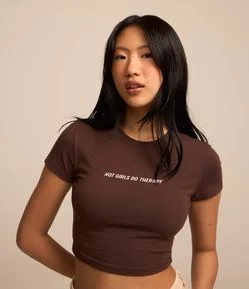 Blusa T-Shirt em Algodão Estampa Hot Girls do Therapy