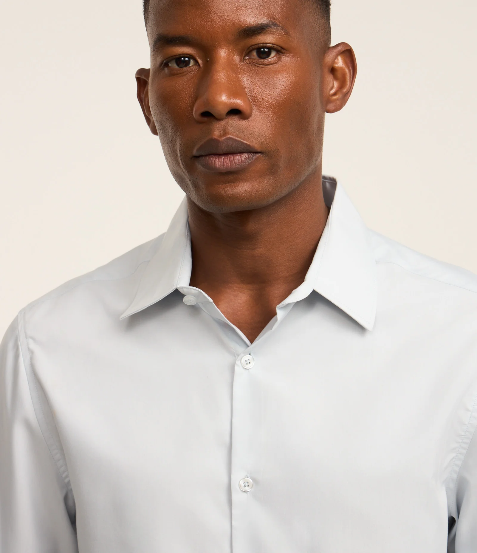 Camisa Regular em Microfibra Easy Care Azul Acinzentado 4