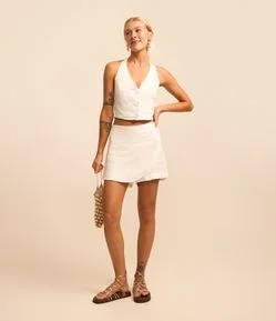 Short Saia em Viscolinho com Detalhe Franzido na Lateral