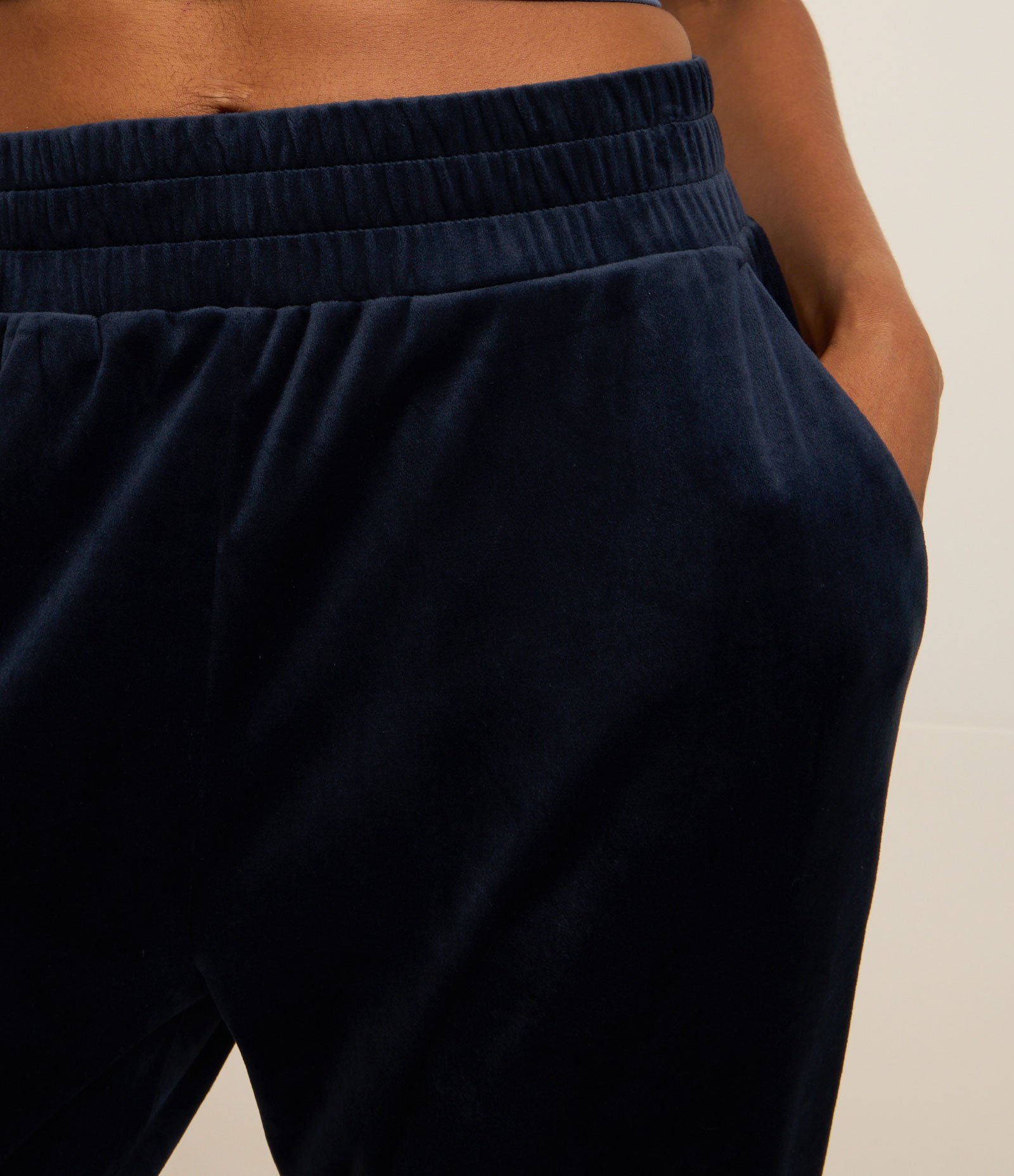 Calça Jogger Esportiva em Microfibra com Cós de Elástico Azul 4