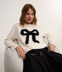 Blusa em Jacquard com Laço Peludinho