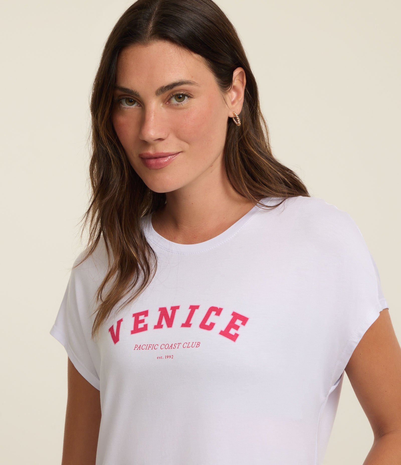 Camiseta Esportiva em Microfibra sem Cava com Estampa Lettering Branco 4