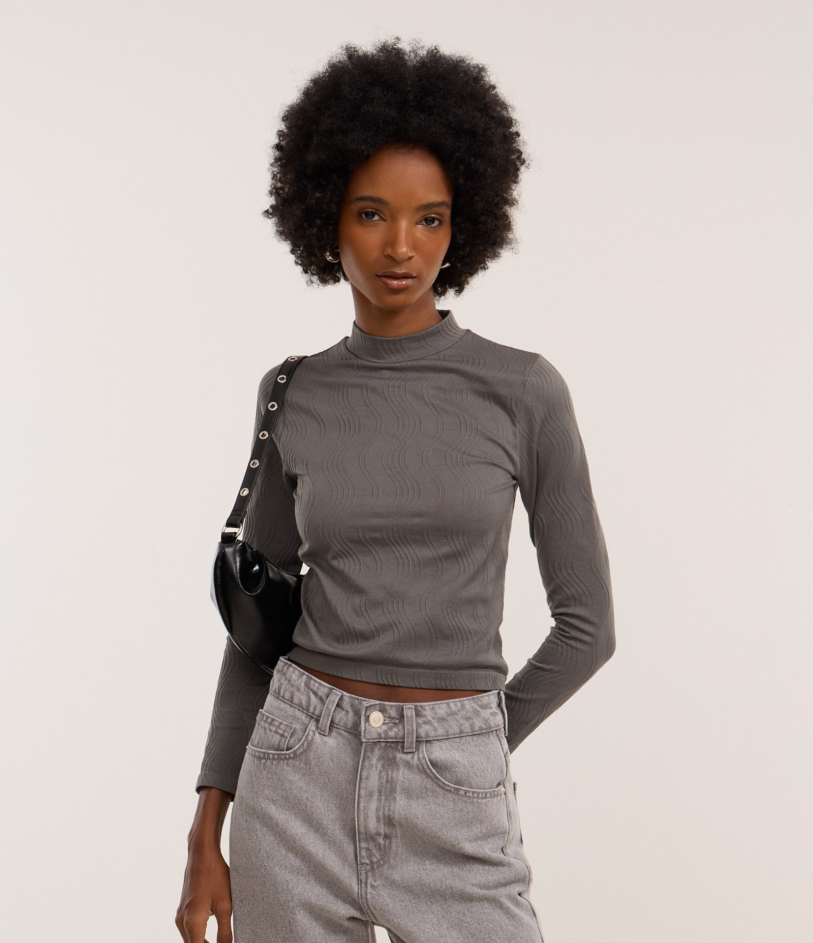 Blusa em Poliamida Seamless com Textura Cinza 1