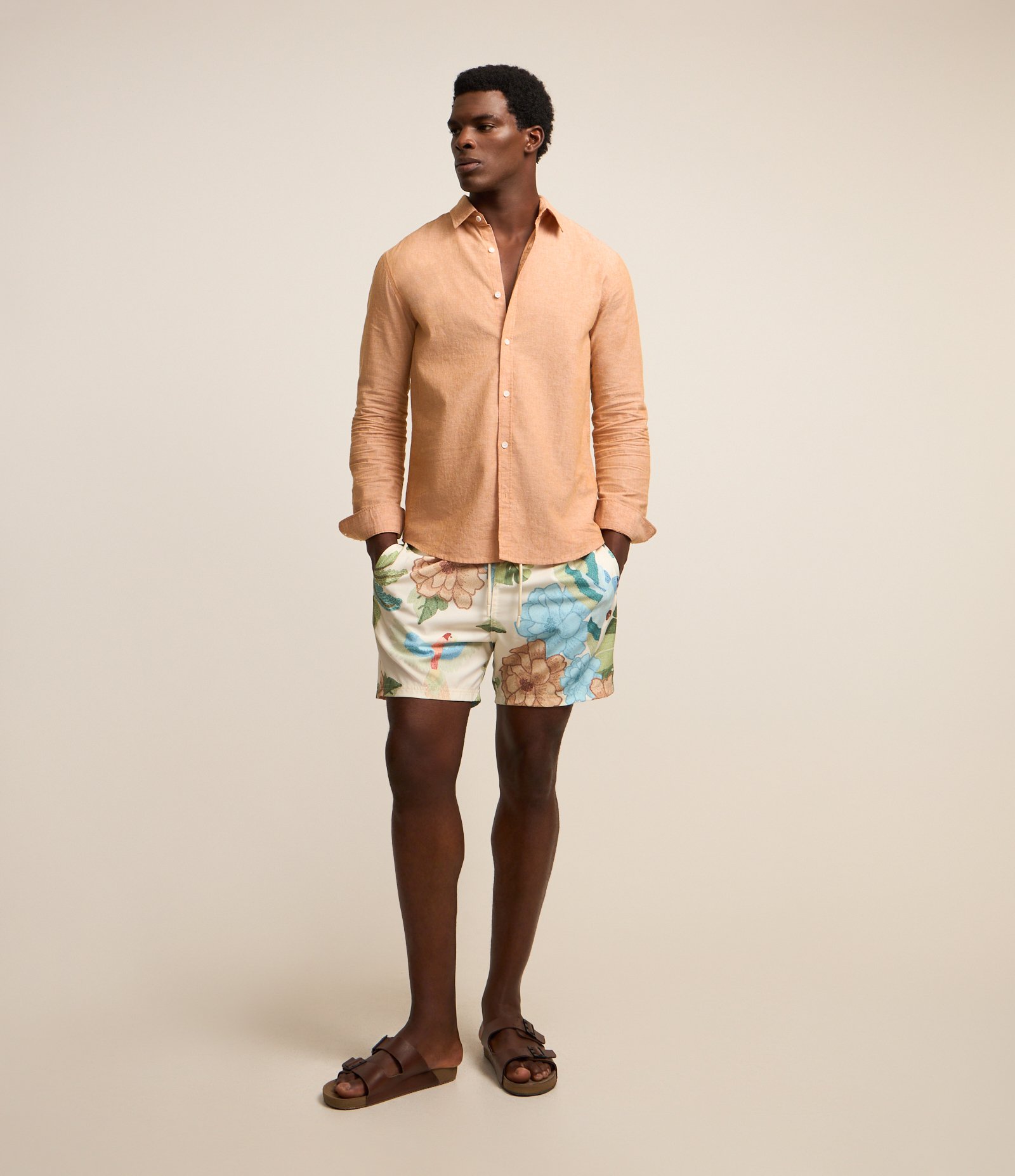 Bermuda em Microfibra com Estampa Floral Multicores 1