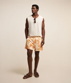 Bermuda em Microfibra com Estampa Floral