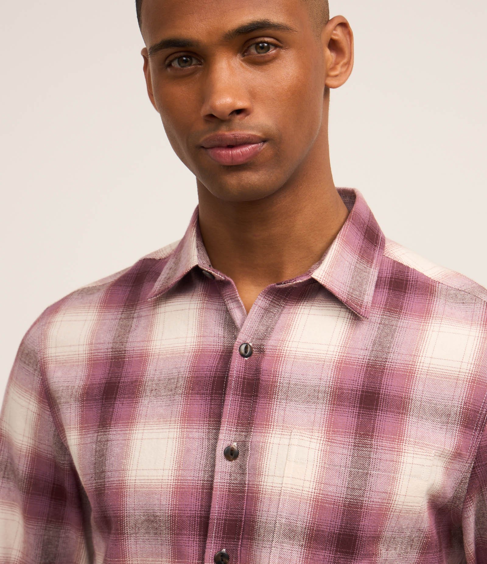 Camisa Comfort em Flanela com Estampa Xadrez Roxo 3