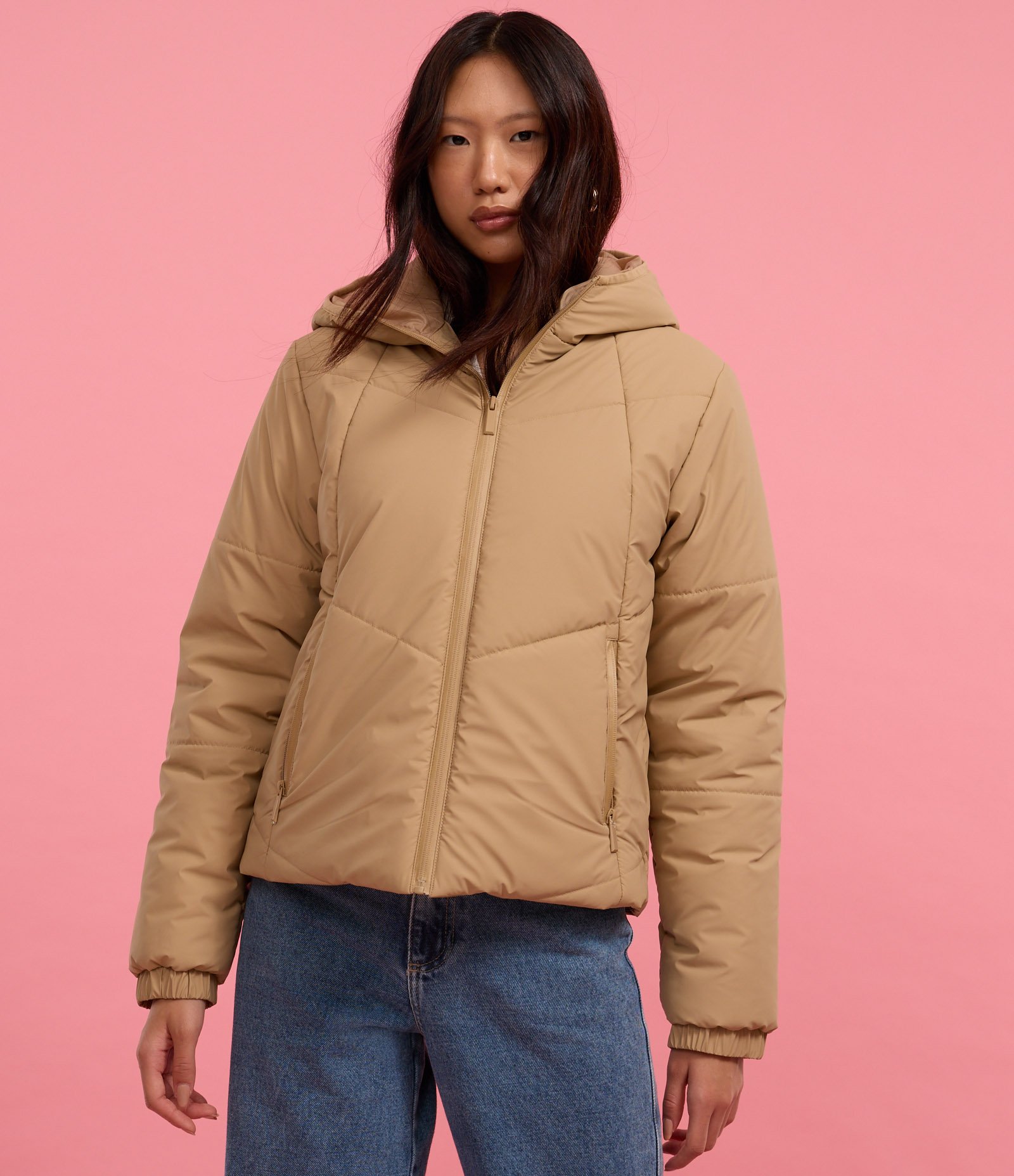 Jaqueta Ultra Leve com Capuz e Bolso de Zíper Bege 6