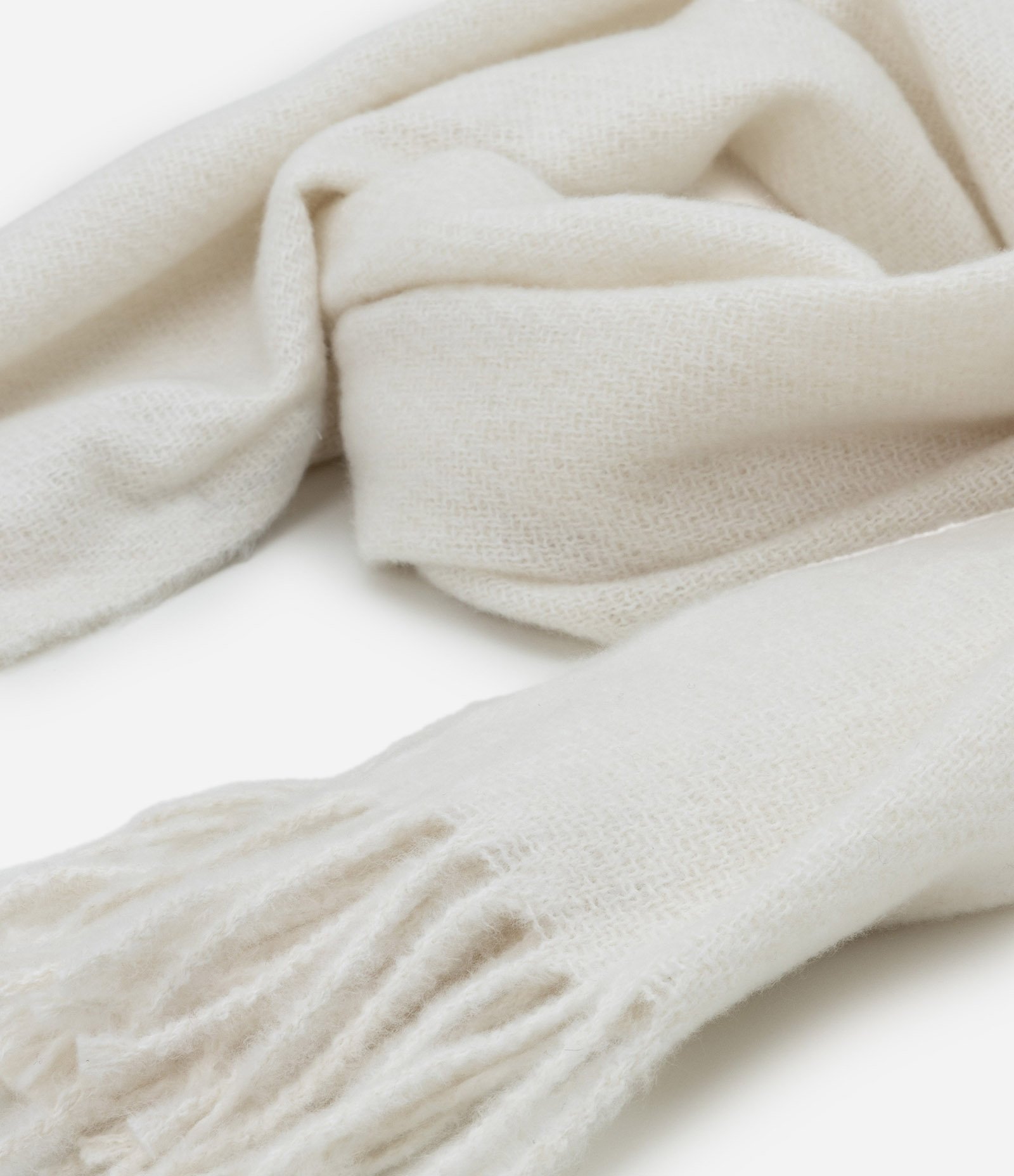 Cachecol Comfy em Flanela com Franjas Off White 3