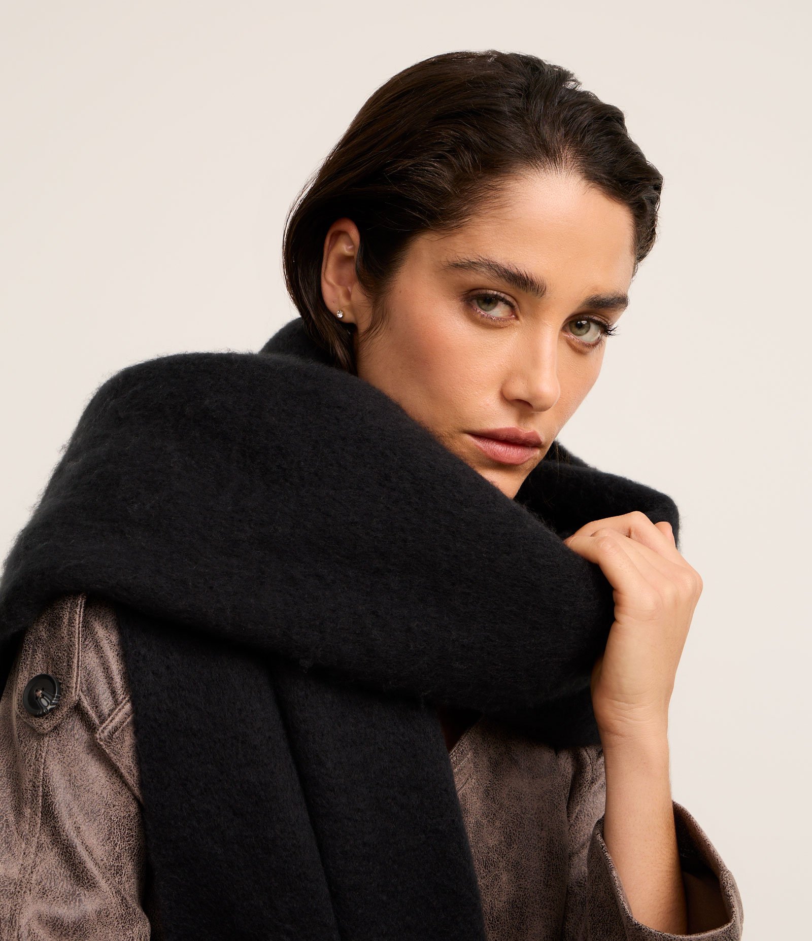 Cachecol em Fleece com Franja e Lettering I'm Cold Preto 5